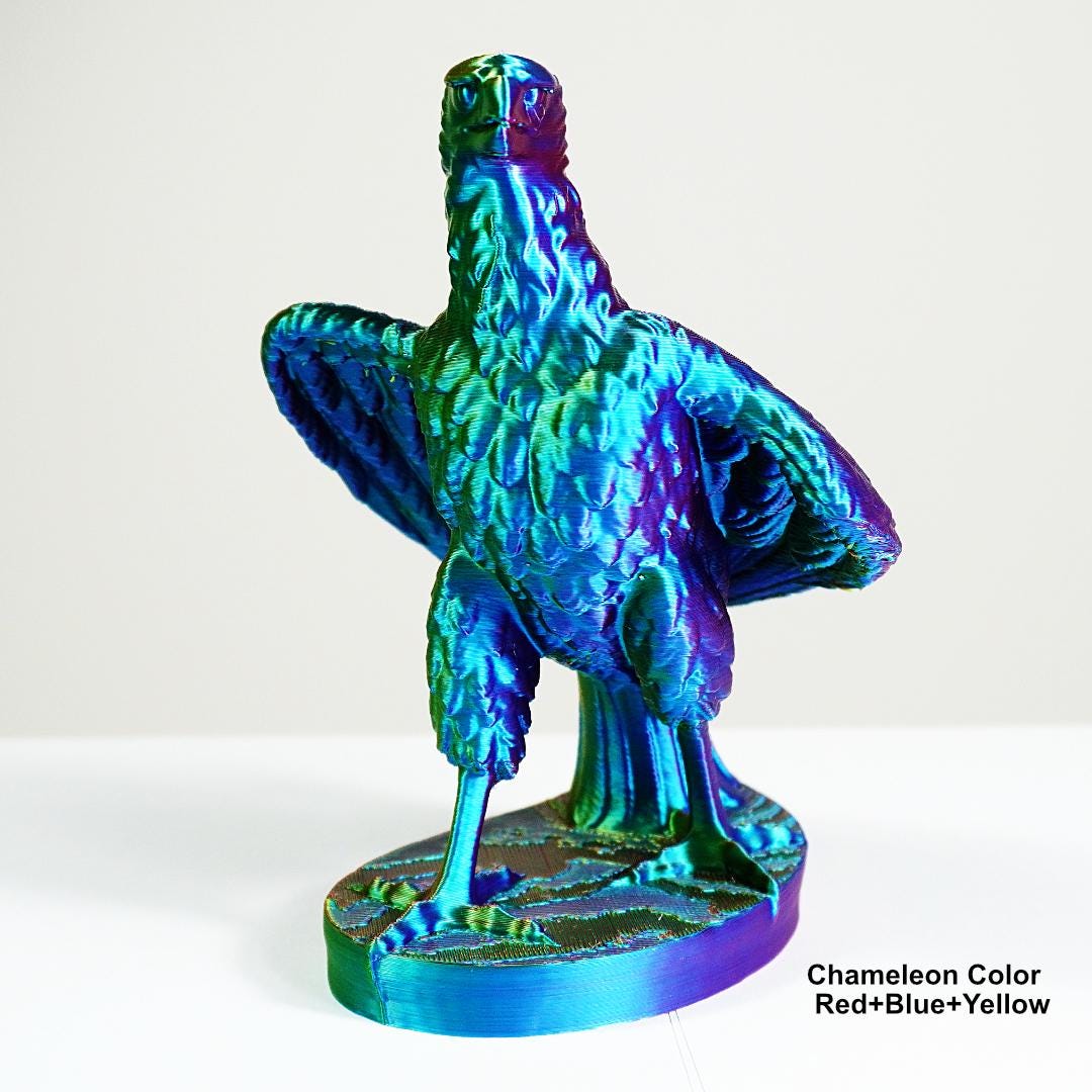 Color-Changing American Eagle Statue – 3D Printed Patriotic Decor